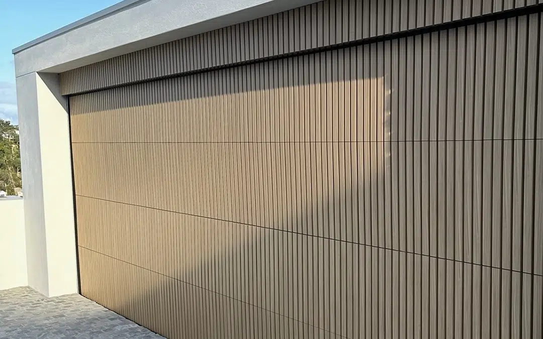 B&D Designer Garage Door images Vertical Ali Batten Knotwood Silver Wattle